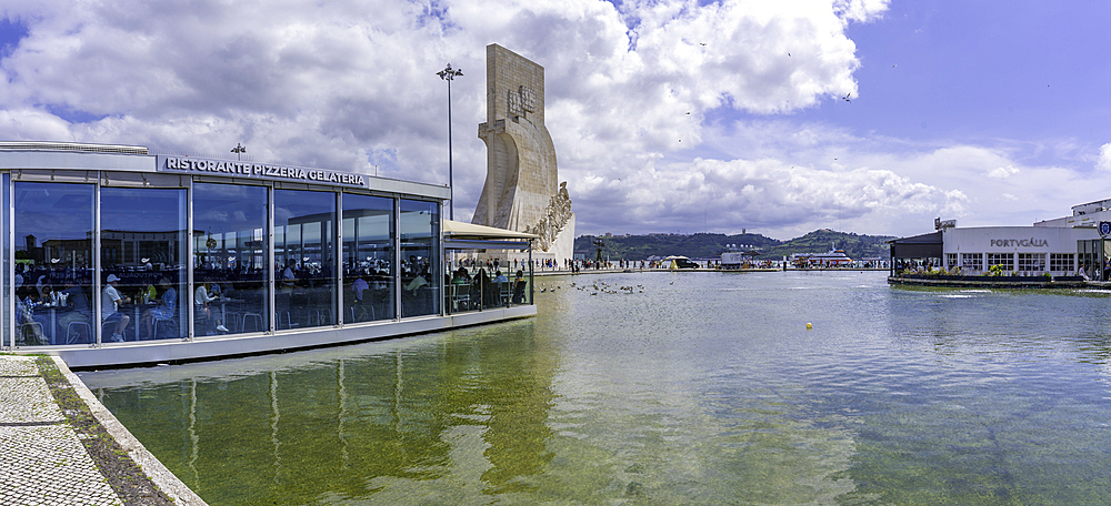 View of Monument to the Discoveries (Padrão dos Descobrimentos) on a sunny day, Lisbon, Portugal, Europe