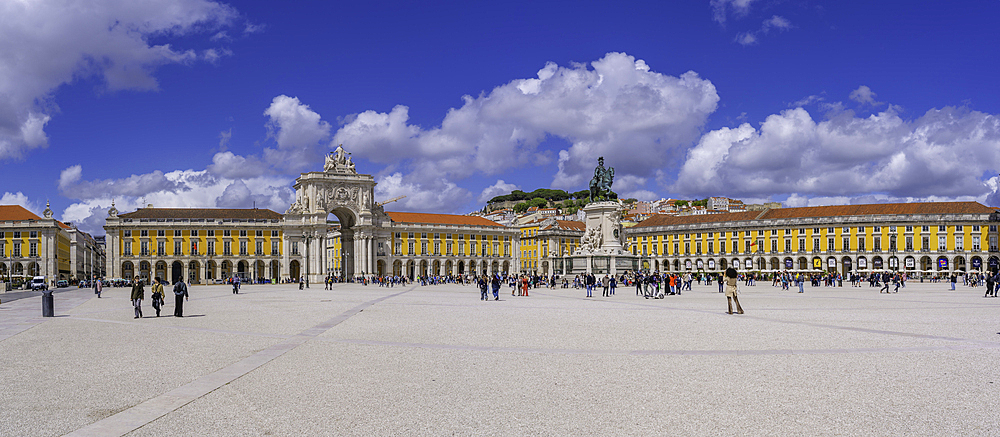 View of Praça do Comércio and Arco da Rua Augusta on a sunny day, Lisbon, Portugal, Europe
