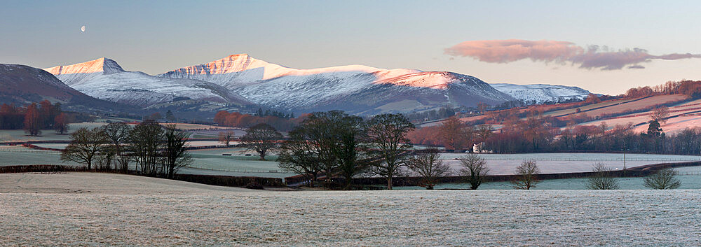 Snow covered Pen y Fan in frost, Llanfrynach, Usk Valley, Brecon Beacons National Park, Powys, Wales, United Kingdom, Europe