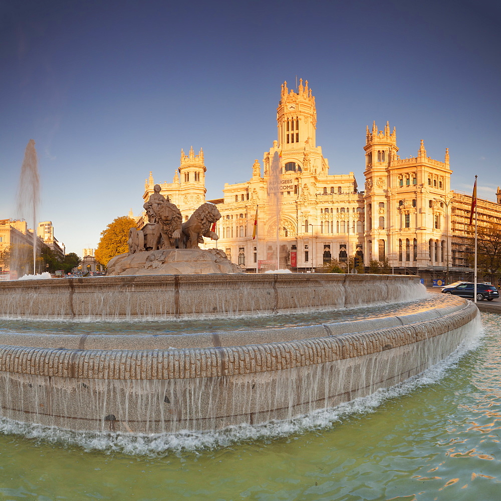 Plaza de la Cibeles, Fountain and Palacio de Comunicaciones, Madrid, Spain, Europe