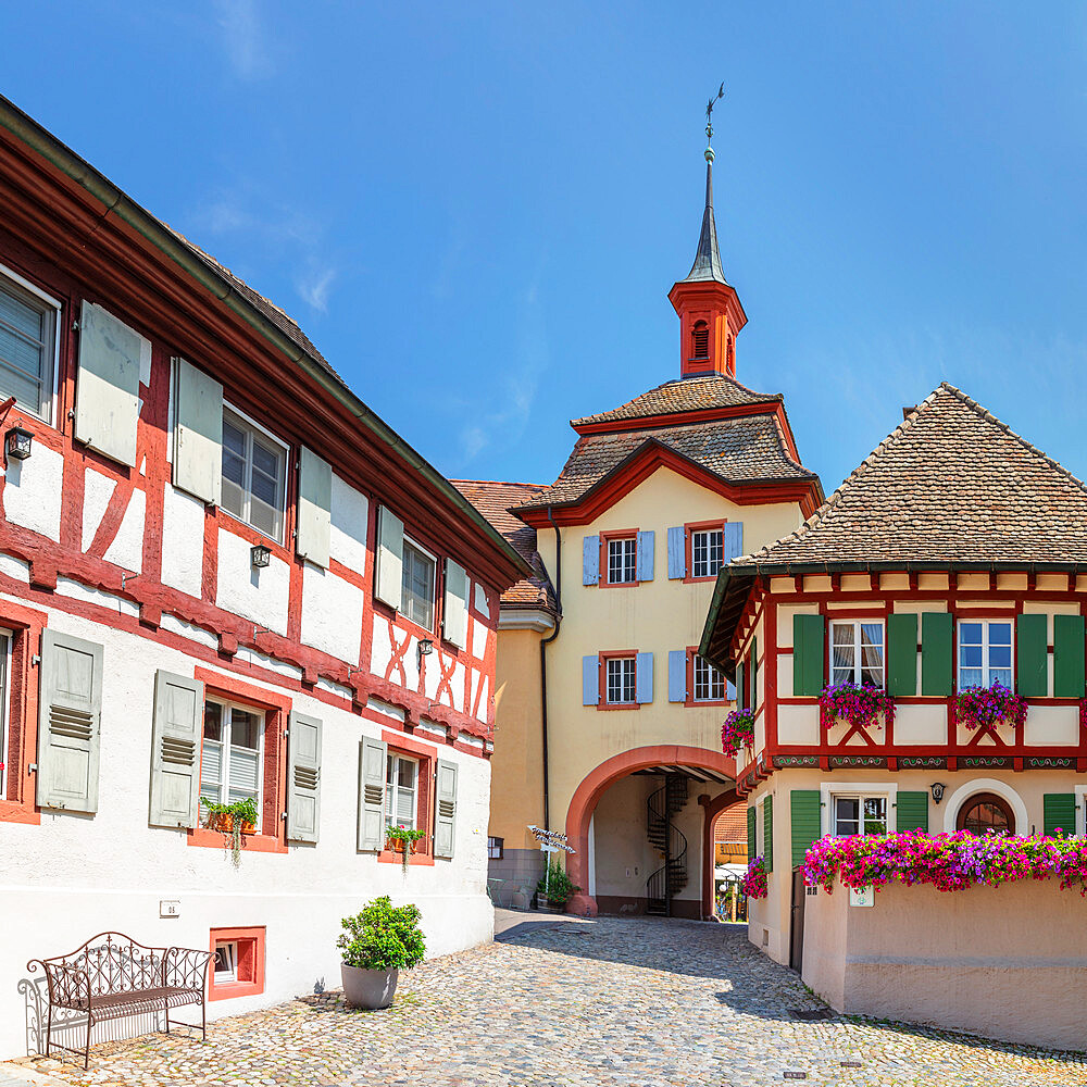 Town Gate, Burkheim am Kaiserstuhl, Breisgau, Southern Black Forest, Baden-Wurttemberg, Germany, Europe