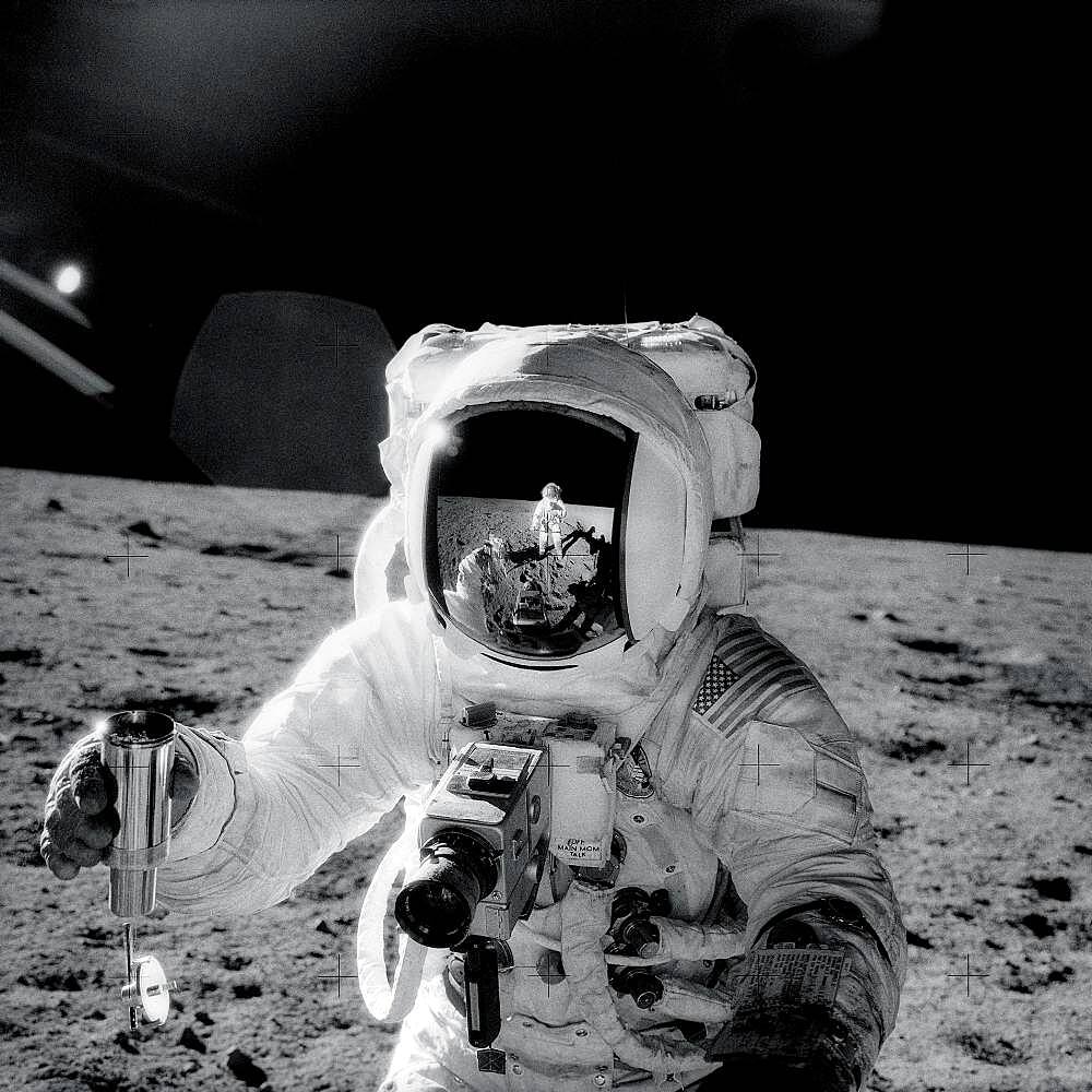 Apollo 12 Astronaut, Alan Bean