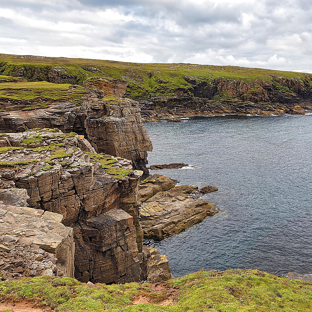 Cliffs of Old Red Sandstone, Yesnaby Coastal Walk, Sandwick, Mainland, Orkney, Scotland, United Kingdom, Europe