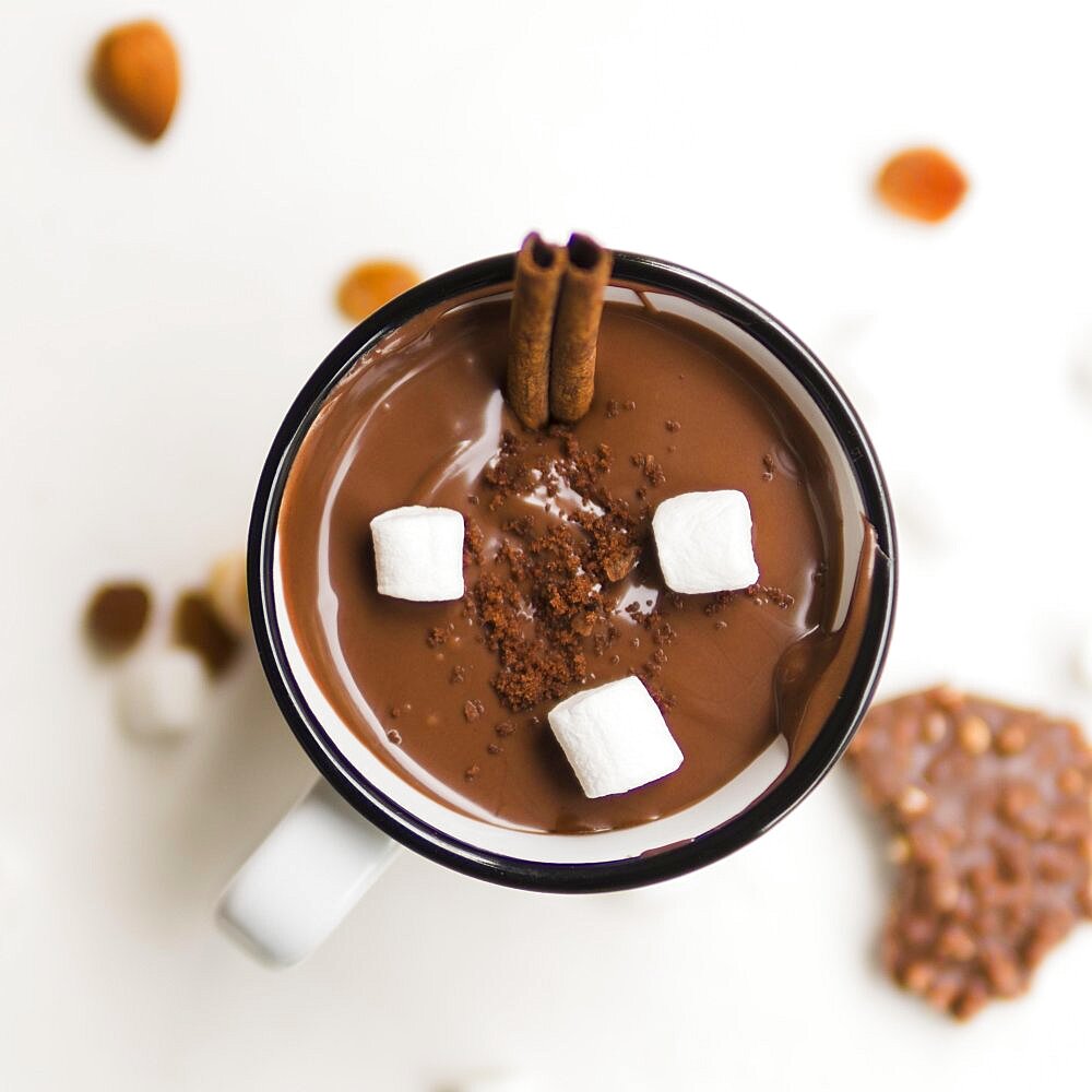 Hot chocolate with tubules marshmallow