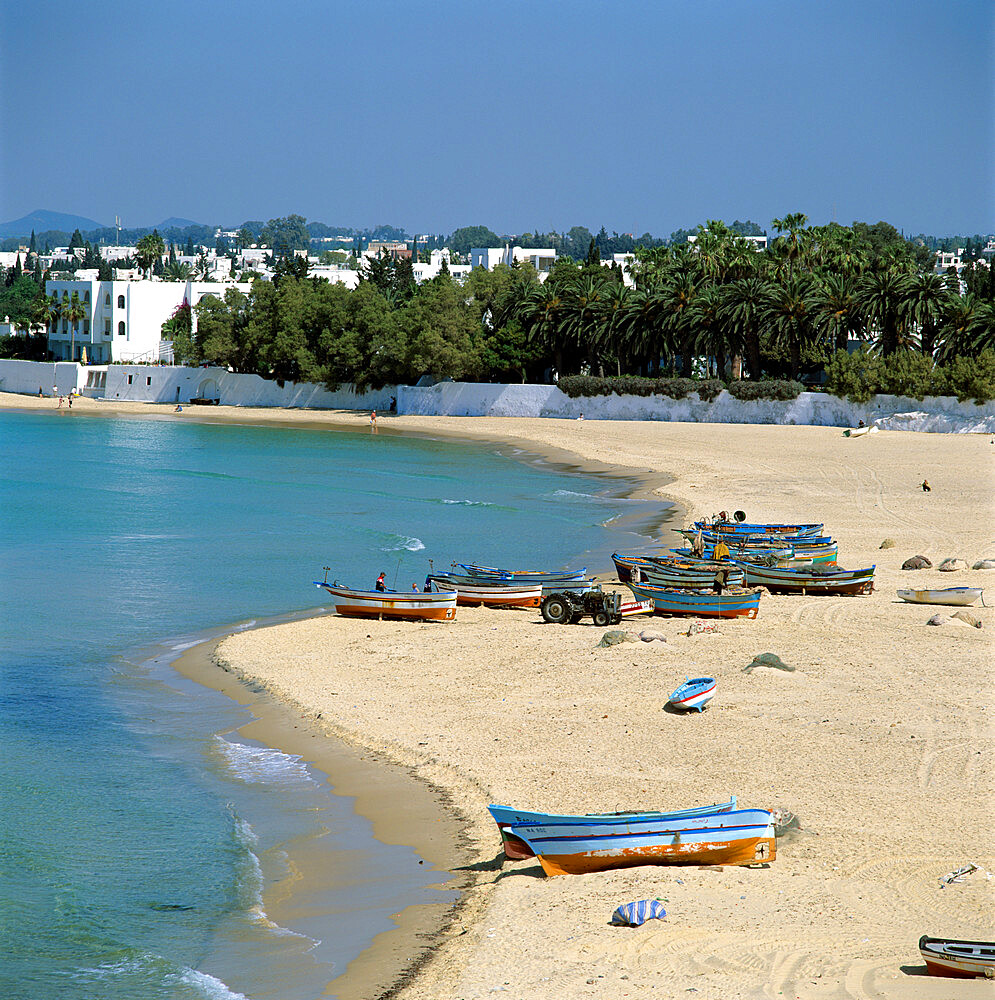 View over beach from the Medina, Hammamet, Cap Bon, Tunisia, North Africa, Africa