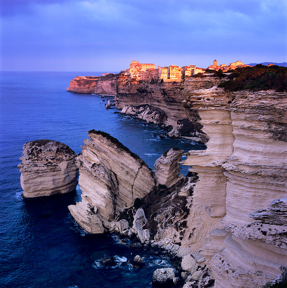 The Falaise and Haute Ville at dawn, Bonifacio, South Corsica, Corsica, France, Mediterranean, Europe