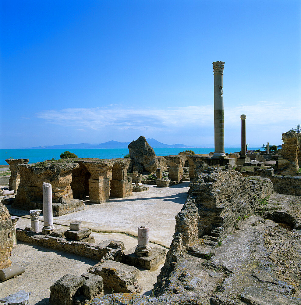 Ruins of ancient Roman baths, Antonine Baths, Carthage, UNESCO World Heritage Site, Tunis, Tunisia, North Africa, Africa