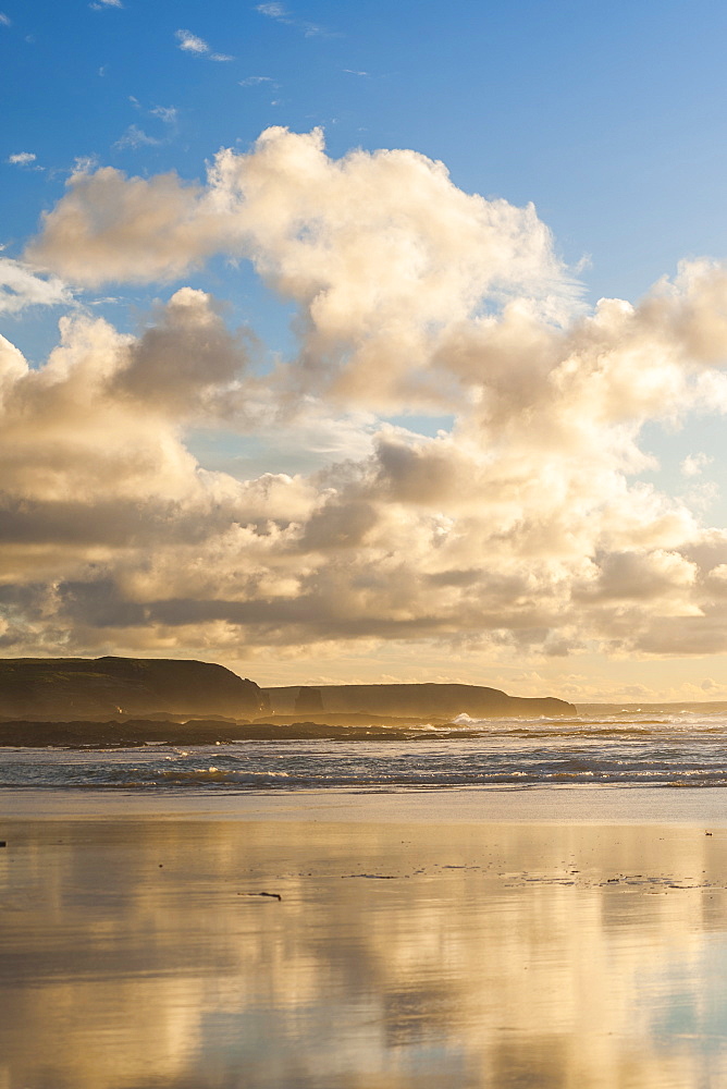 Constantine Bay at sunset, Cornwall, England, United Kingdom, Europe