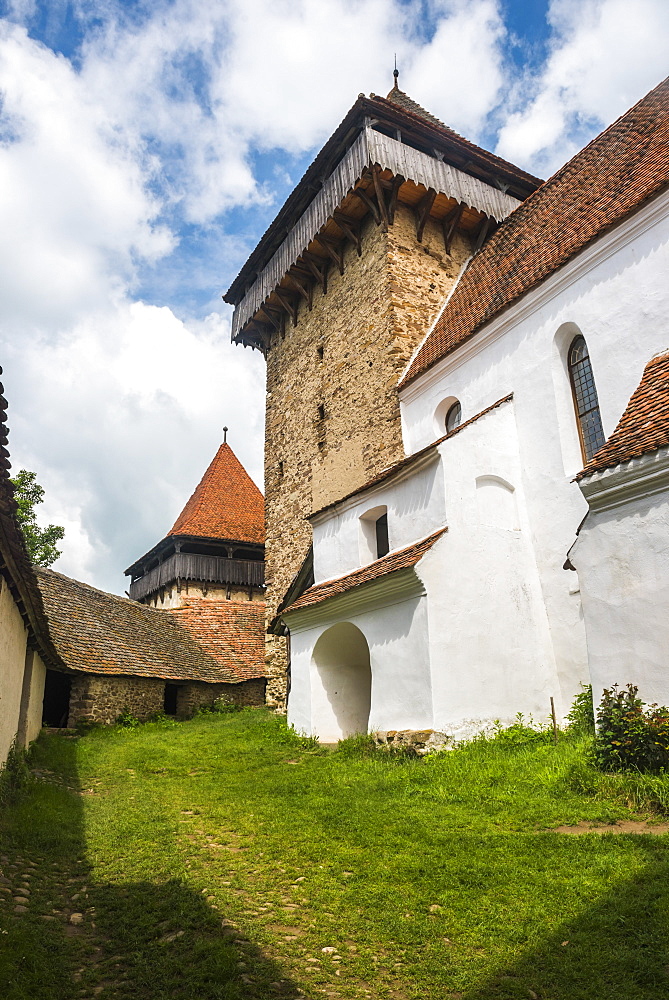 Viscri Fortified Church in Viscri, one of the Villages with Fortified Churches in Transylvania, UNESCO World Heritage Site, Transylvania, Romania, Europe