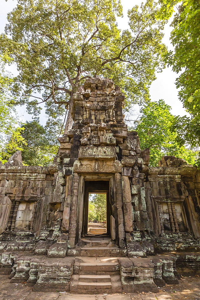 Baphuon Temple in Angkor Thom, Angkor, UNESCO World Heritage Site, Siem Reap Province, Cambodia, Indochina, Southeast Asia, Asia 