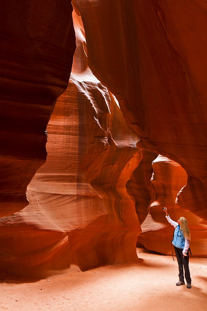 Upper Antelope Canyon, Tse' bighanilini, LeChee Chapter, Navajo Nation, Arizona, United States of America, North America