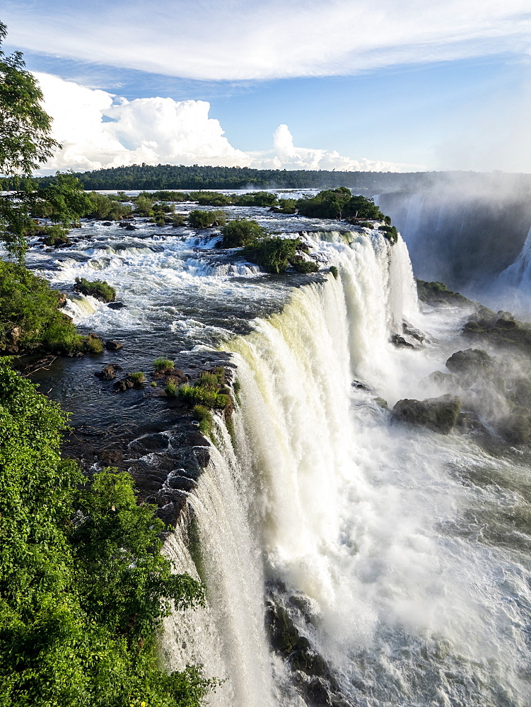 View of Iguacu Falls (Cataratas do Iguacu), UNESCO World Heritage Site, from the Brazilian side, Parana, Brazil, South America