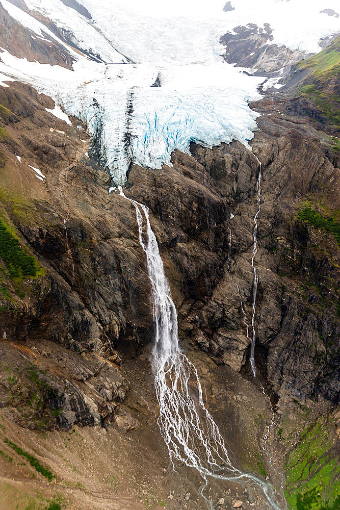 Flight seeing from Haines over the Fair-weather Range in Glacier Bay National Park, Southeast Alaska, USA.