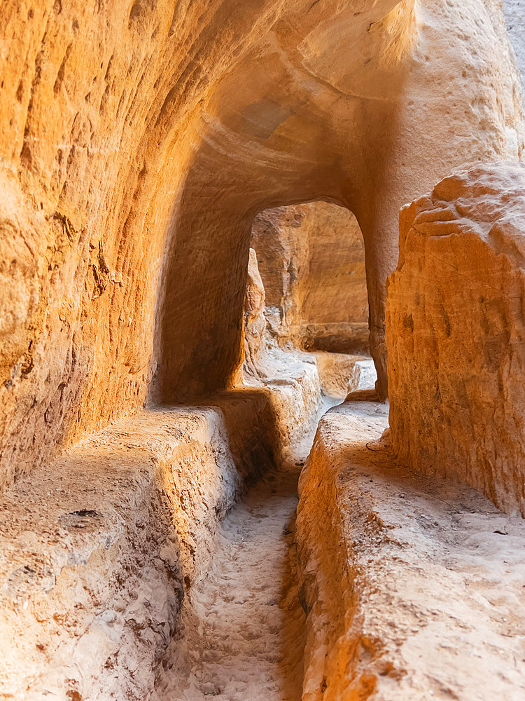 The Siq, entrance to Petra Archaeological Park, UNESCO World Heritage Site, one of the New Seven Wonders of the World, Petra, Jordan, Middle East