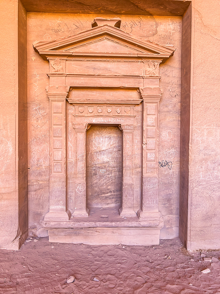 Carved doorway, Petra Archaeological Park, UNESCO World Heritage Site, one of the New Seven Wonders of the World, Petra, Jordan, Middle East