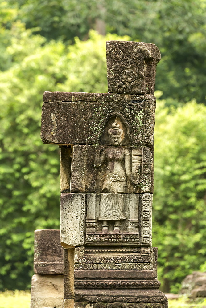 Sculpture of woman in Baphuon temple column, Angkor Wat, Siem Reap, Siem Reap Province, Cambodia