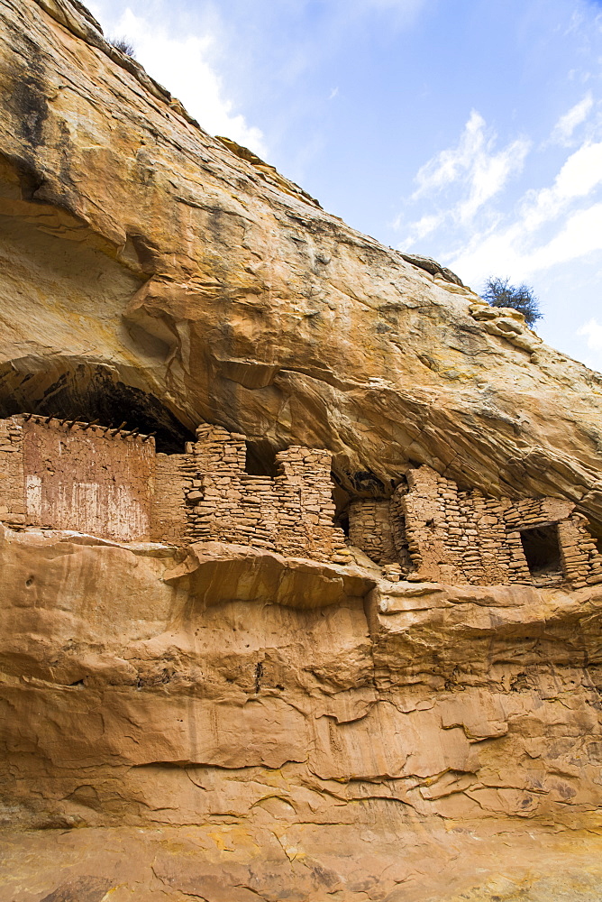 Target ruins, Ancestral Pueblo, up to 1,000 years old, Bears Ears National Monument, Utah, United States of America