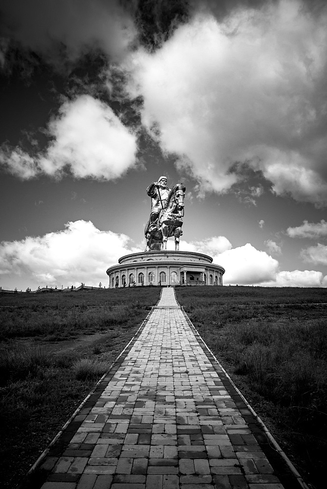 Statue of Chinggis (Genghis) Khan in the Mongolian countryside, Ulaanbaatar,Ulaanbaatar, Mongolia