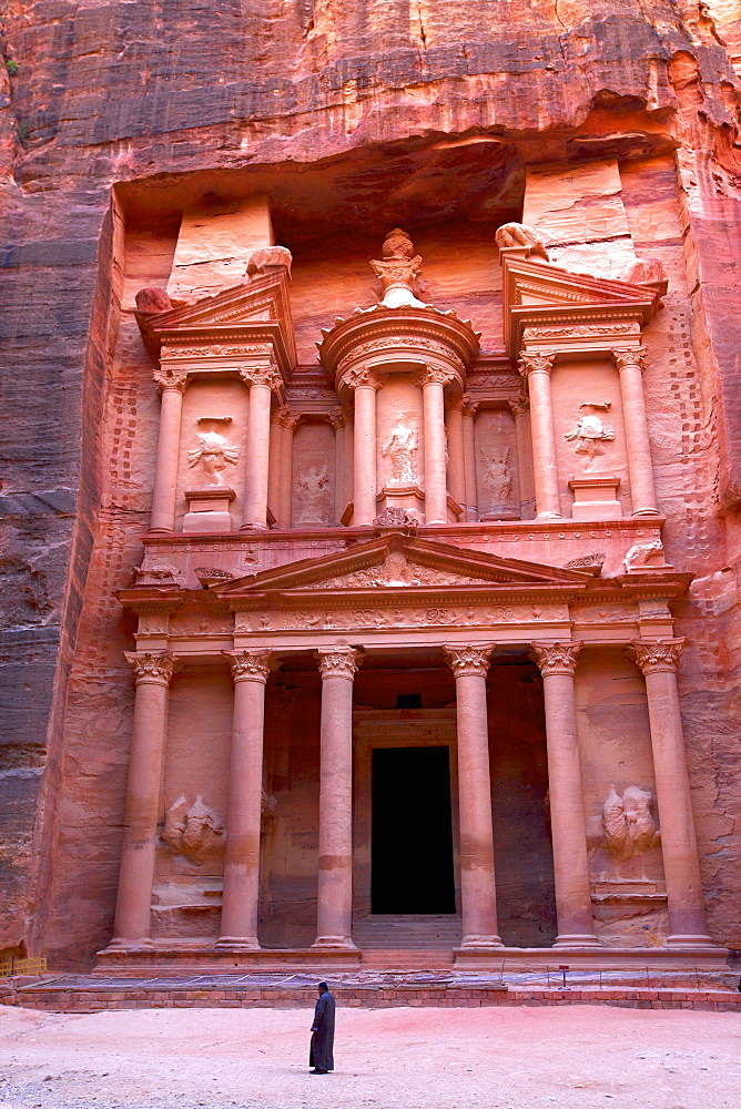 The Treasury, Petra, UNESCO World Heritage Site, Jordan, Middle East