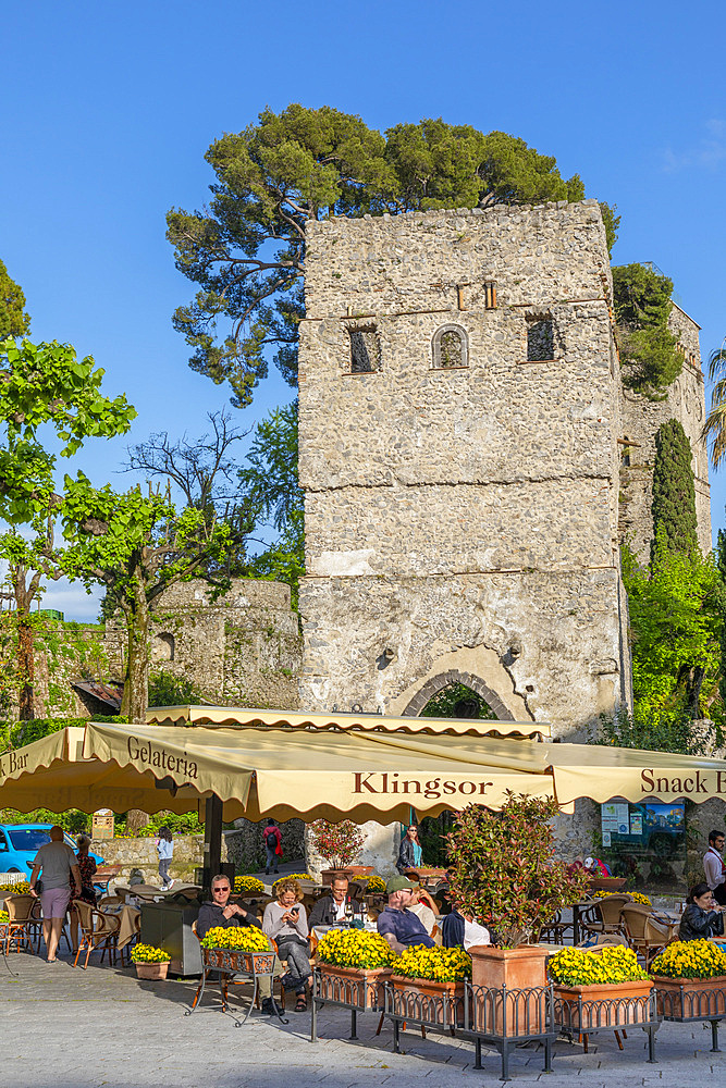 Cafe and Entrance to Villa Rufolo, Ravello, Costiera Amalfitana, UNESCO World Heritage Site, Campania, Italy, Europe