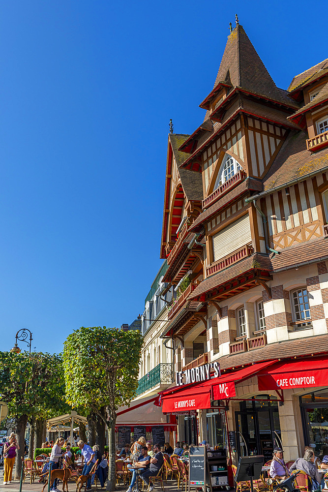 Restaurant in Deauville, Deauville, Normandy, France, Europe