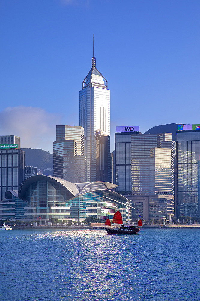 A Red Sail Junk in Hong Kong Harbour, Hong Kong, Special Administrative Region of the People's Republic of China, China, Asia