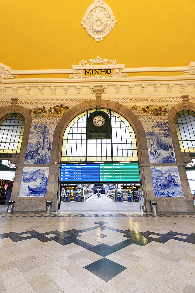 Sao Bento Railway Station, UNESCO World Heritage Site, Porto, Norte, Portugal, Europe