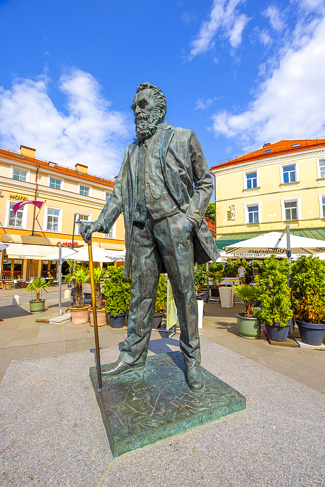 Monument of Jonas Basanavicius, Vilnius, Lithuania, Northern Europe