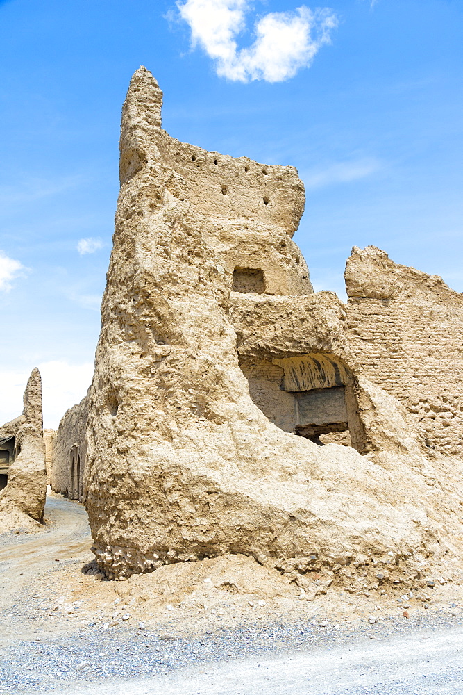 Ruins of Qatruyeh castle, Fars Province, Iran, Middle East