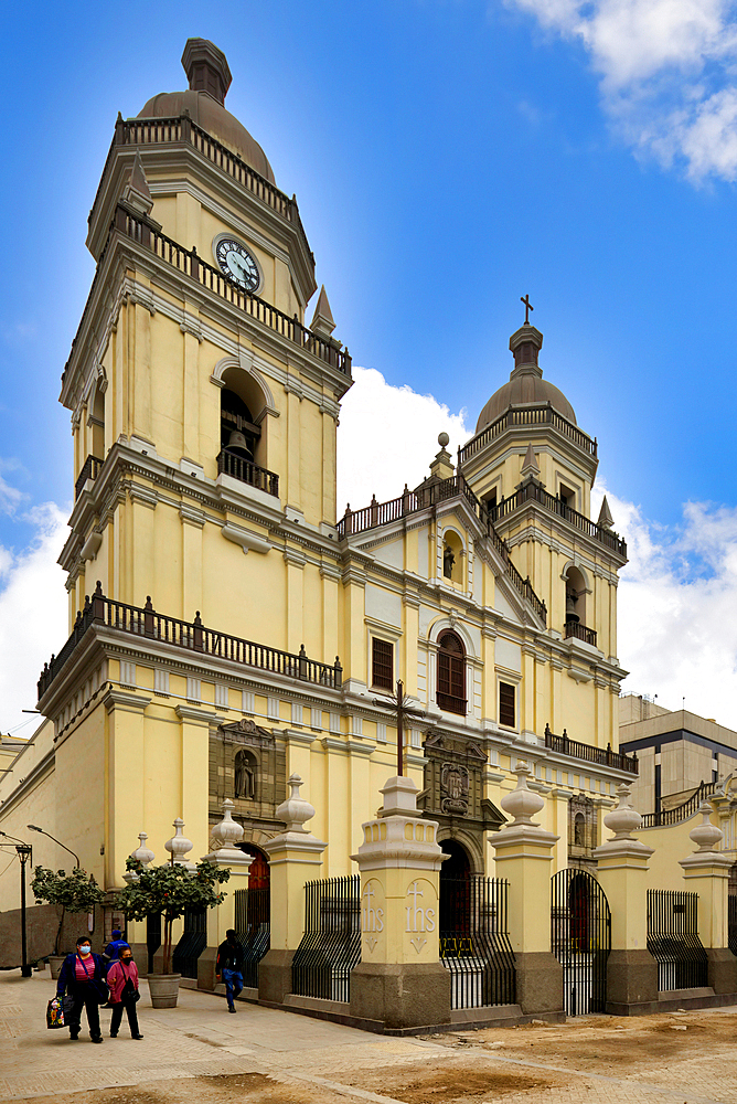 Basilica and Convent of Saint Peter (San Pedro), formerly San Pablo Church, Lima, Peru, South America