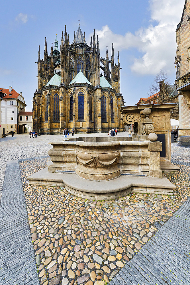 Prague Castle, Gothic Metropolitan Cathedral of Saints Vitus, Wenceslas and Adalbert, UNESCO World Heritage Site, Prague, Czech Republic (Czechia), Europe