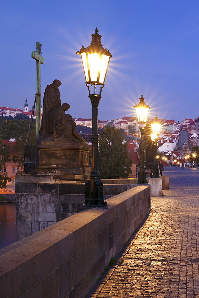 Illuminated Charles Bridge, UNESCO World Heritage Site, Prague, Bohemia, Czech Republic, Europe 