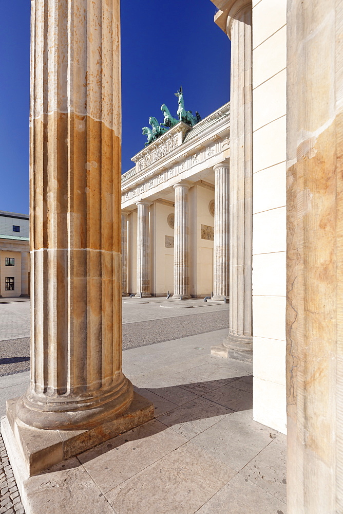 Brandenburg Gate (Brandenburger Tor), Pariser Platz square, Berlin Mitte, Berlin, Germany, Europe