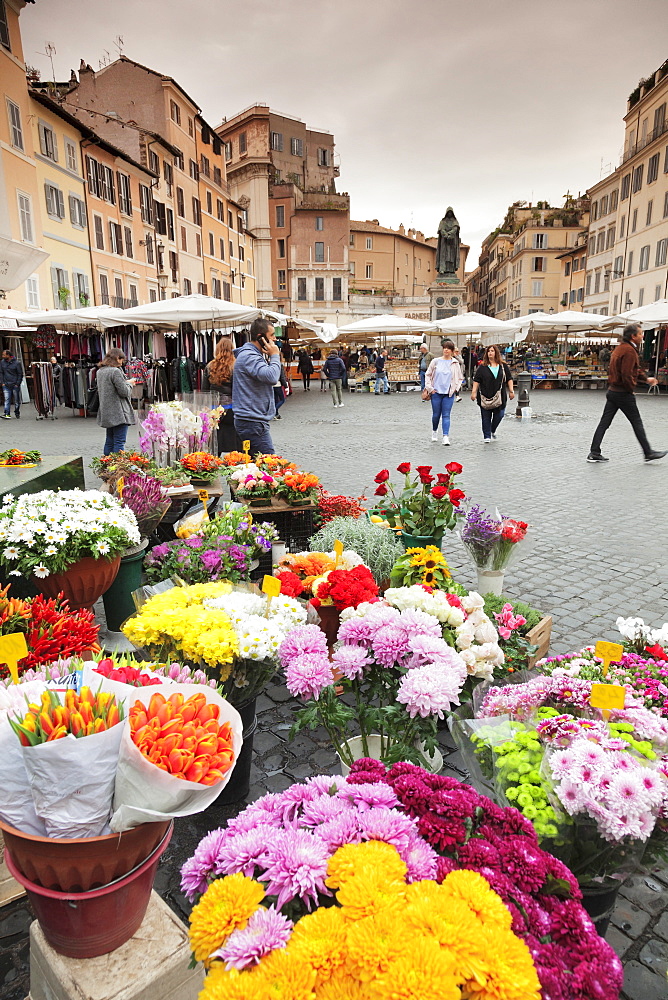 Market on Campo de Fiori Square, Rome, Lazio, Italy, Europe