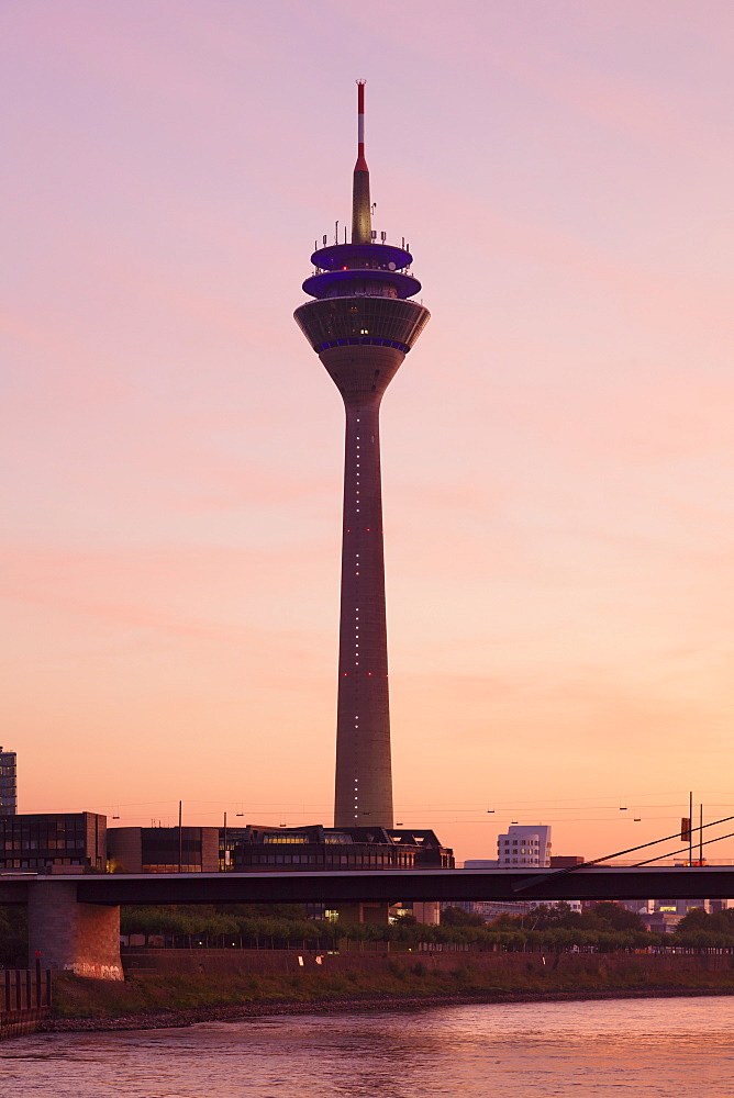 Rheinturm and Rheinkniebrucke, Dusseldorf, Nordrhein-Westfalen, Germany, Europe