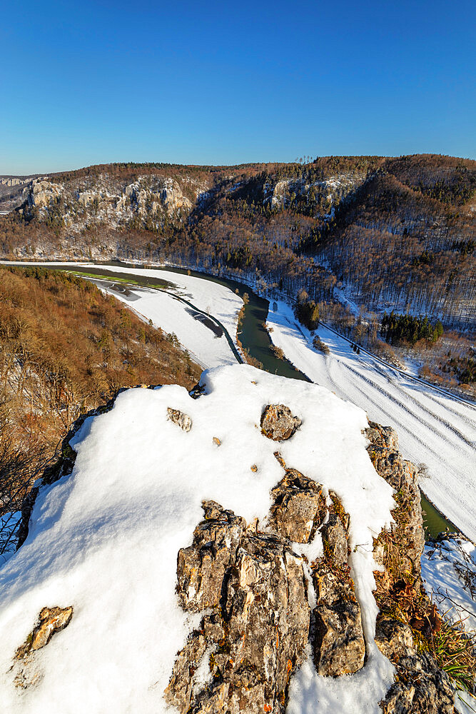 View from Eichfelsen Rock into Danube Gorge and Werenwag Castle, Upper Danube Nature Park, Swabian Alps, Baden-Wurttemberg, Germany, Europe