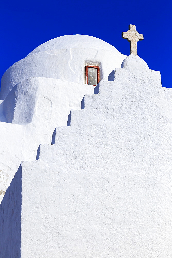 Whitewashed Panagia Paraportiani, Mykonos most famous church, under a blue sky, Mykonos Town (Chora), Mykonos, Cyclades, Greek Islands, Greece, Europe