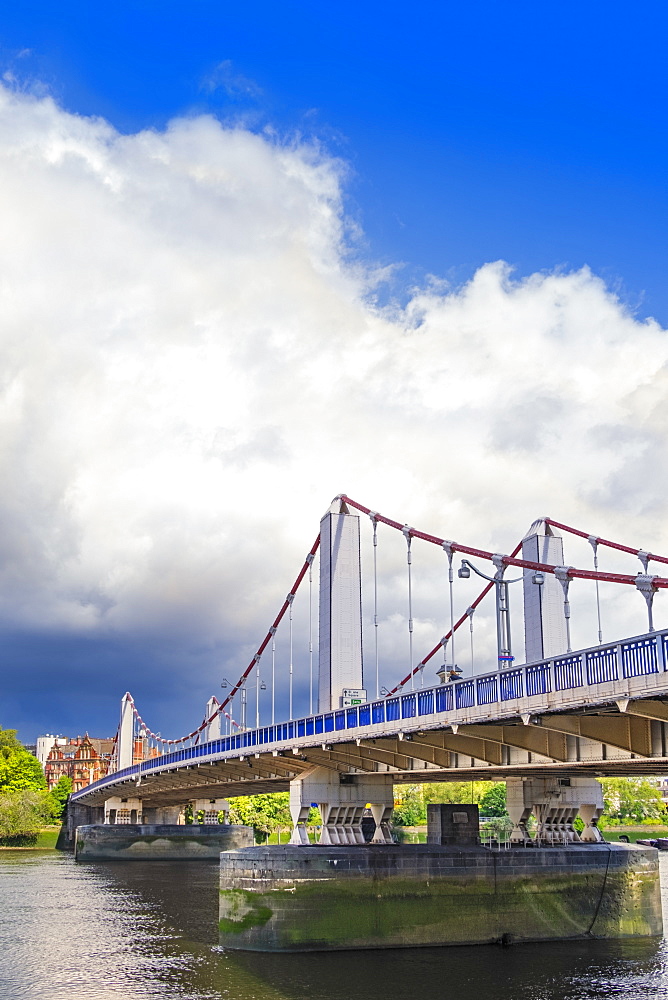 View of Chelsea Bridge, Chelsea and the River Thames, Chelsea, London, England, United Kingdom, Europe