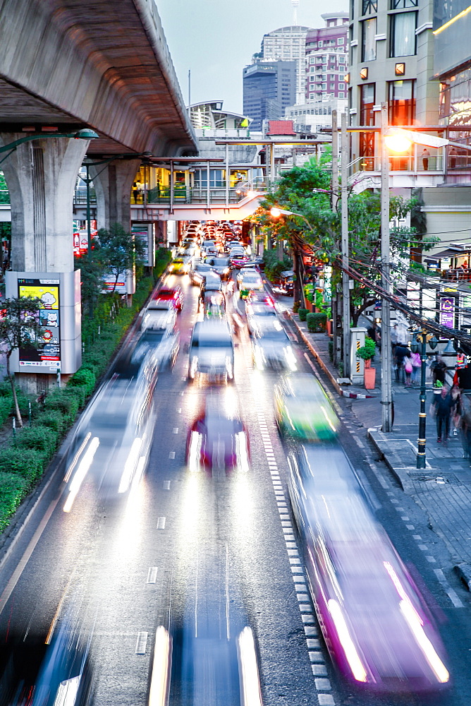 Sukhumvit Road traffic in rush hour, Bangkok, Thailand, Southeast Asia, Asia