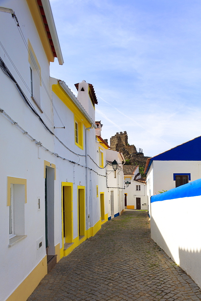 Streets in Alegrete, a dramatic Portuguese medieval hill-top village near Portalegre in the Alentejo region bordering Spain, Portugal, Europe