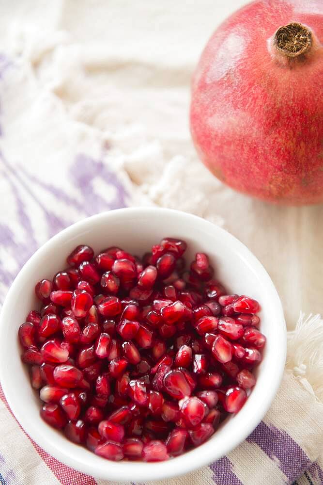 Close up of pomegranate and seeds