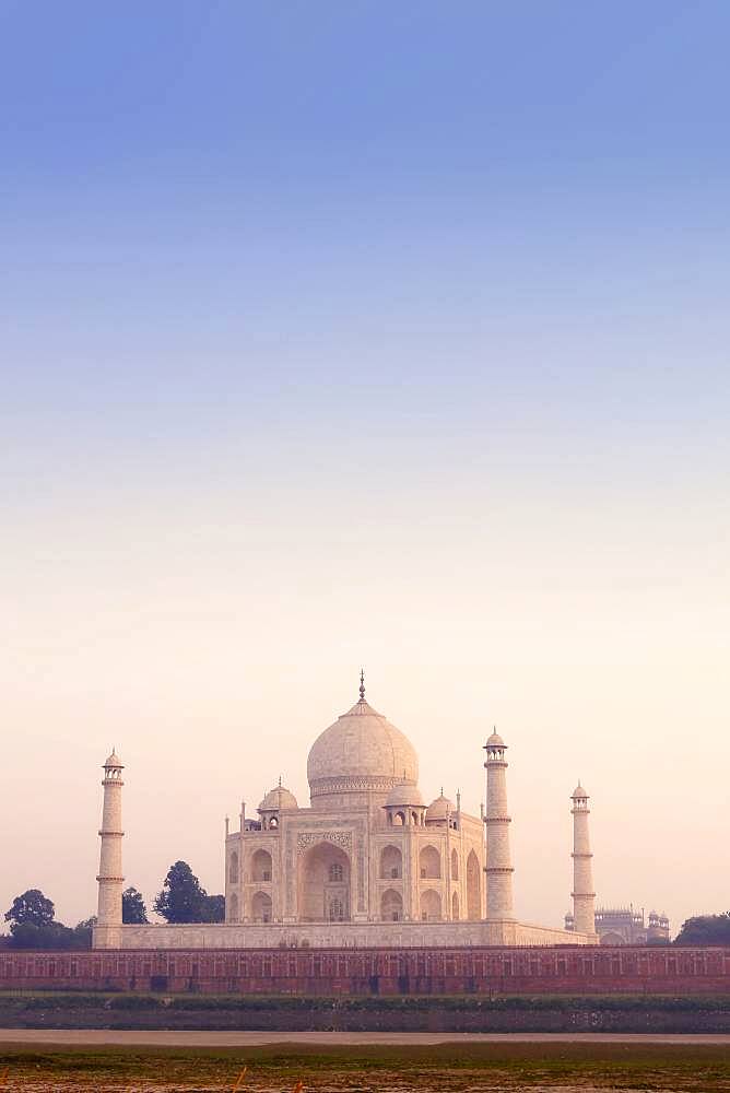 Taj Mahal under hazy sky, Agra, Uttar Pradesh, India