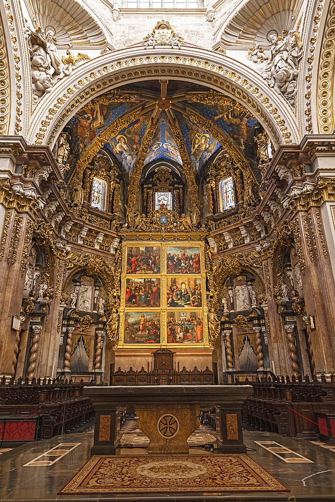 Spain, Valencia, Ornate main altar of Valencia Cathedral