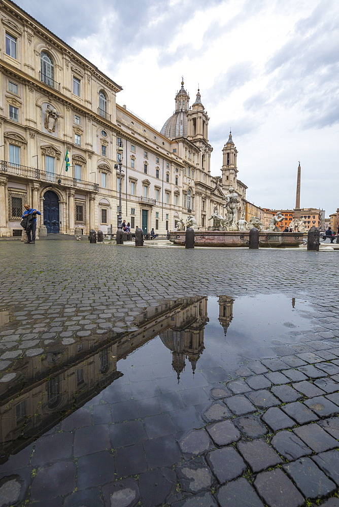 Piazza Navona with Fountain of the Four Rivers and the Egyptian obelisk, Rome, Lazio, Italy, Europe