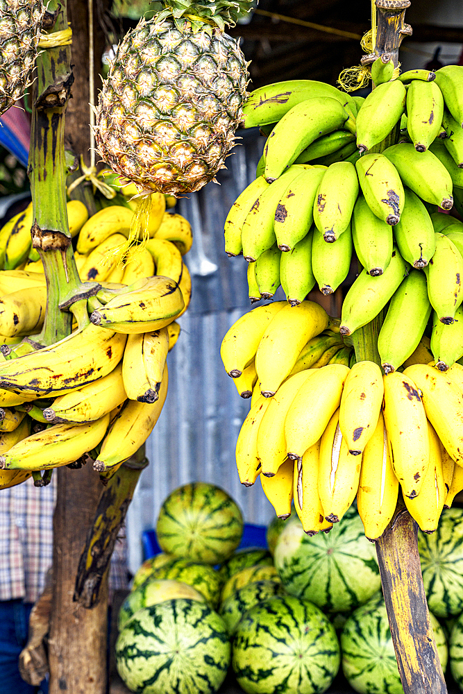 Bananas and pineapple for sale in a fruit shop, Zanzibar, Tanzania, East Africa, Africa