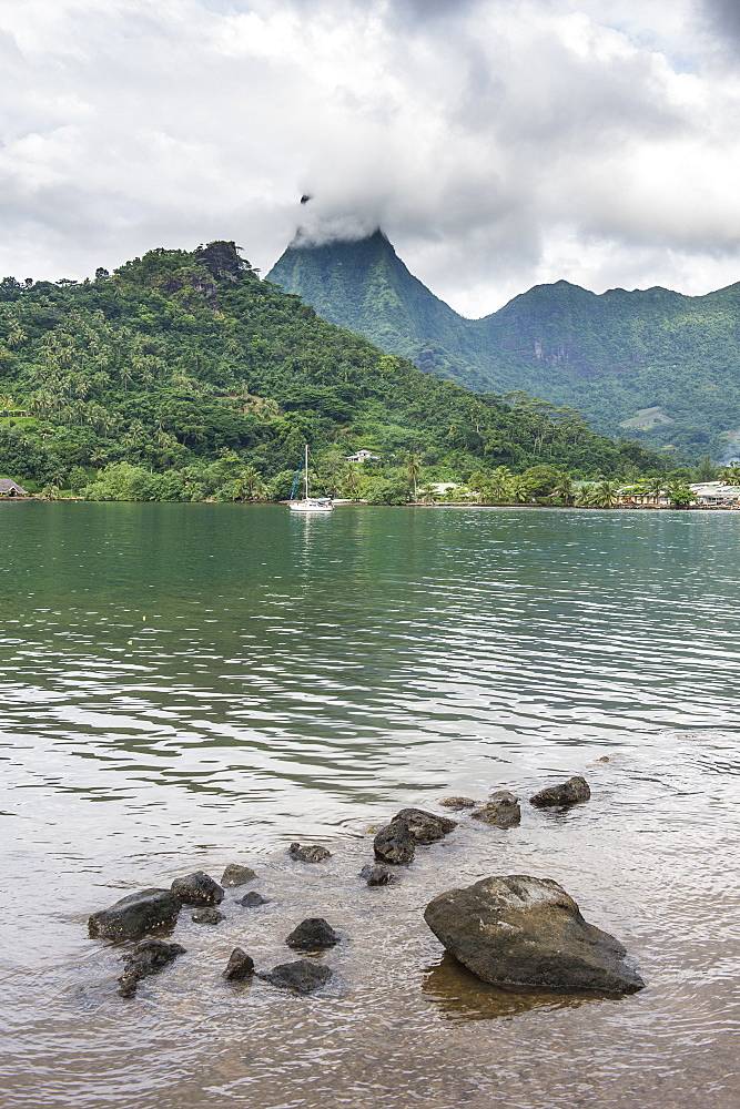 Paopao Bay, Moorea, Society Islands, French Polynesia, Pacific