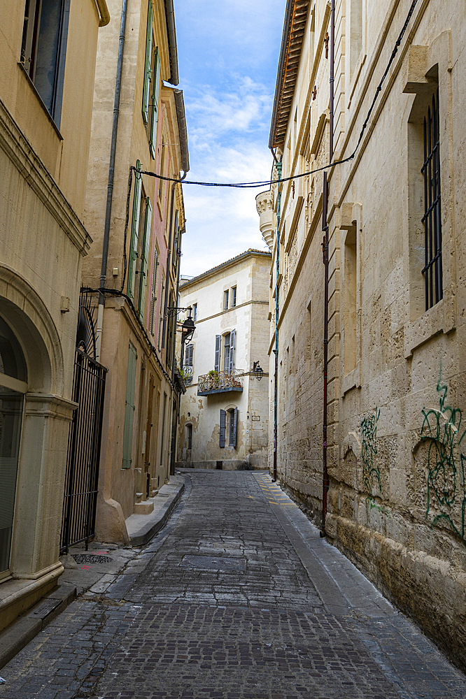 Old town of Arles, Bouches du Rhone, Provence-Alpes-Cote d'Azur, France, Europe