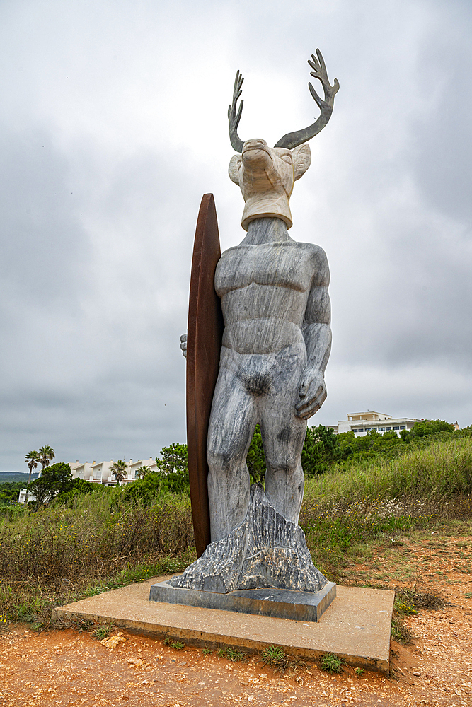 Surfer memorial, Nazare, Oeste, Portugal, Europe