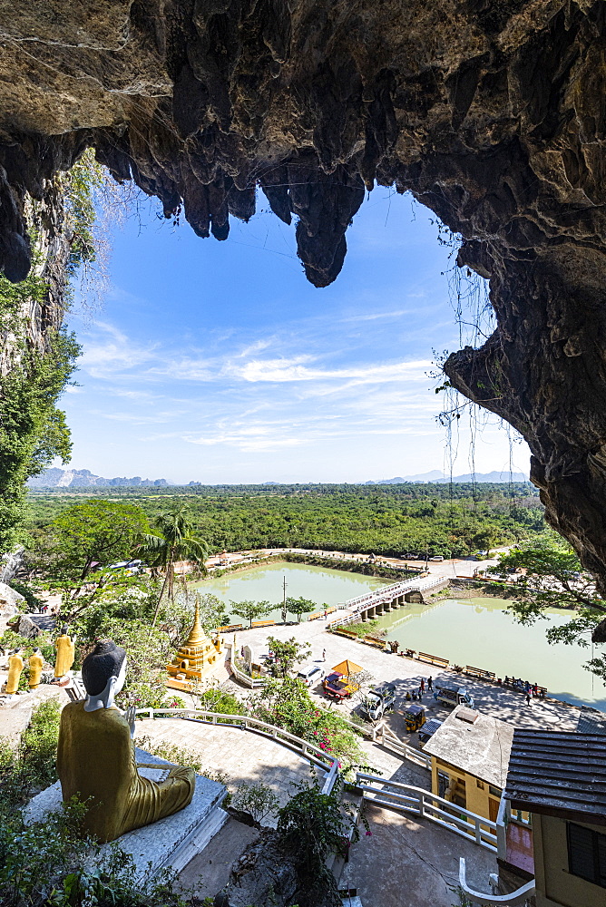 Cave filled with buddhas, Yathaypyan Cave, Hpa-An, Kayin state, Myanmar (Burma), Asia