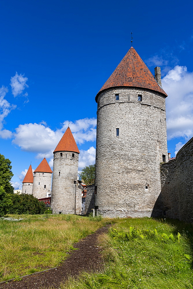 City walls of the Old Town of Tallinn, UNESCO World Heritage Site, Estonia, Europe